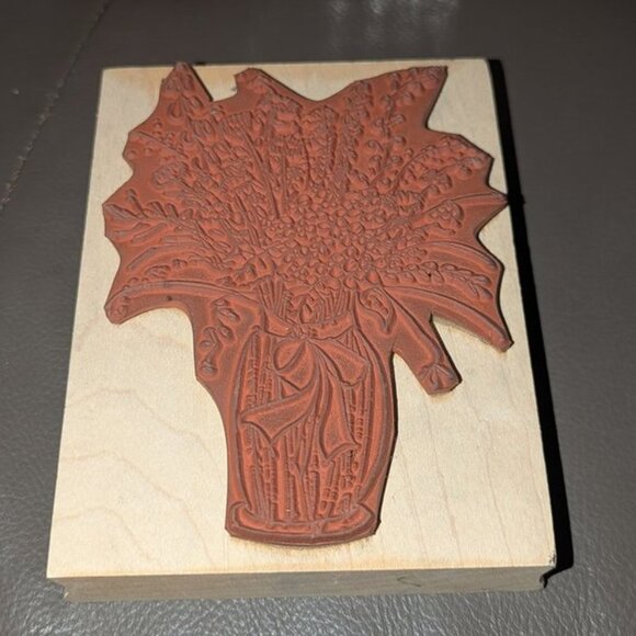 Hero Arts Rubber Wood Mounted Marion's Bouquet S3253 Vase Flowers Large Stamp - Picture 4 of 5